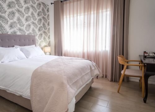 Queen Deluxe Rooms